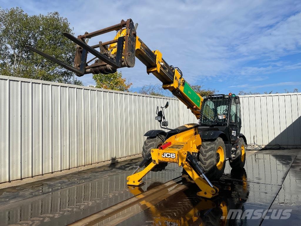 JCB 540-140 Hi Viz Телескопични товарачи