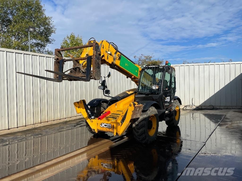 JCB 540-140 Hi Viz Телескопични товарачи