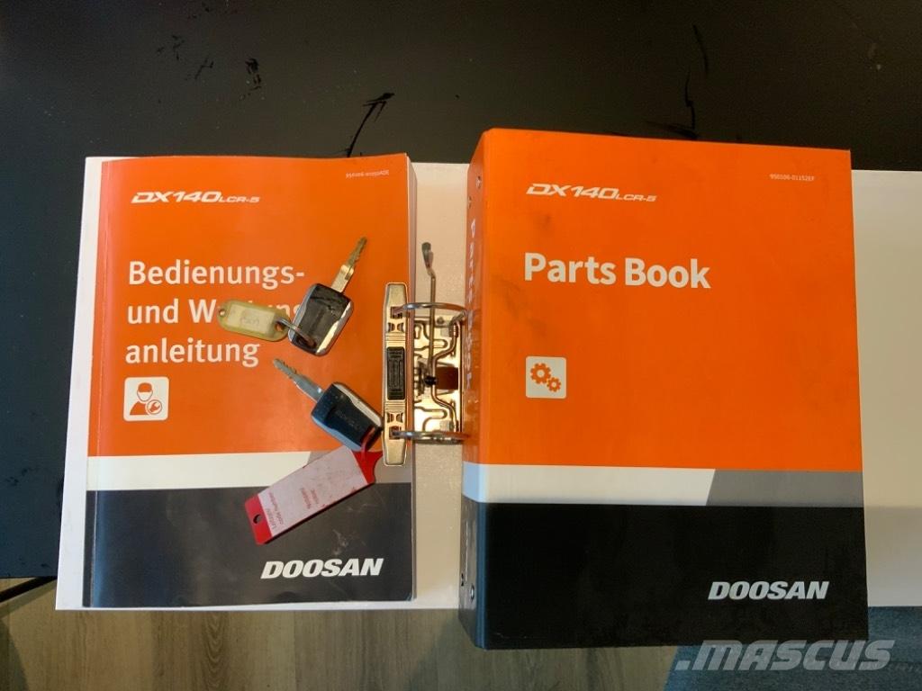 Doosan DX 140 LCR Верижен екскаватор