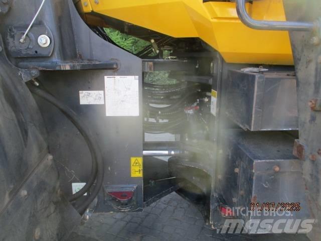 Komatsu WA 380 Колесни товарачи