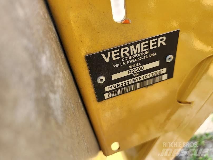 Vermeer R2300 Гребла и сенообръщачки