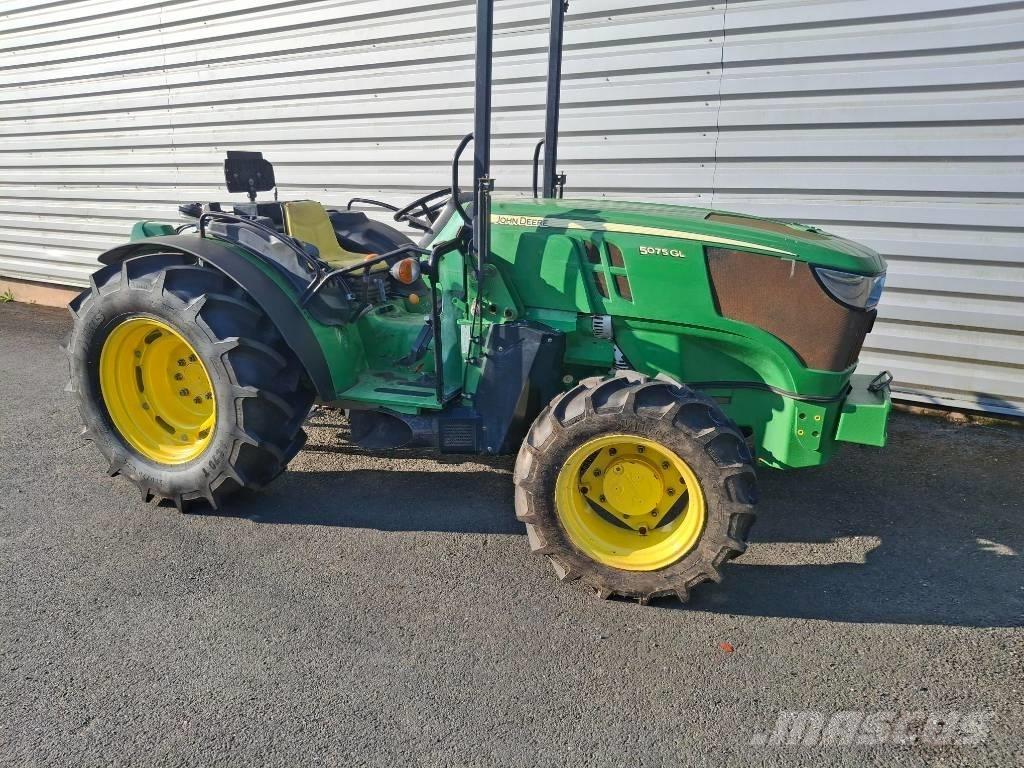 John Deere 5075GL Трактори