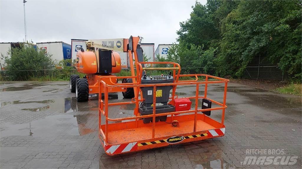 JLG 800AJ Съчленени стрелови подемници