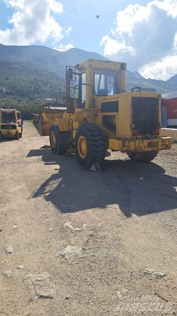 CAT 950 B Колесни товарачи