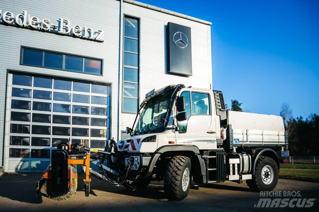Unimog U 318 Камиони за почистване