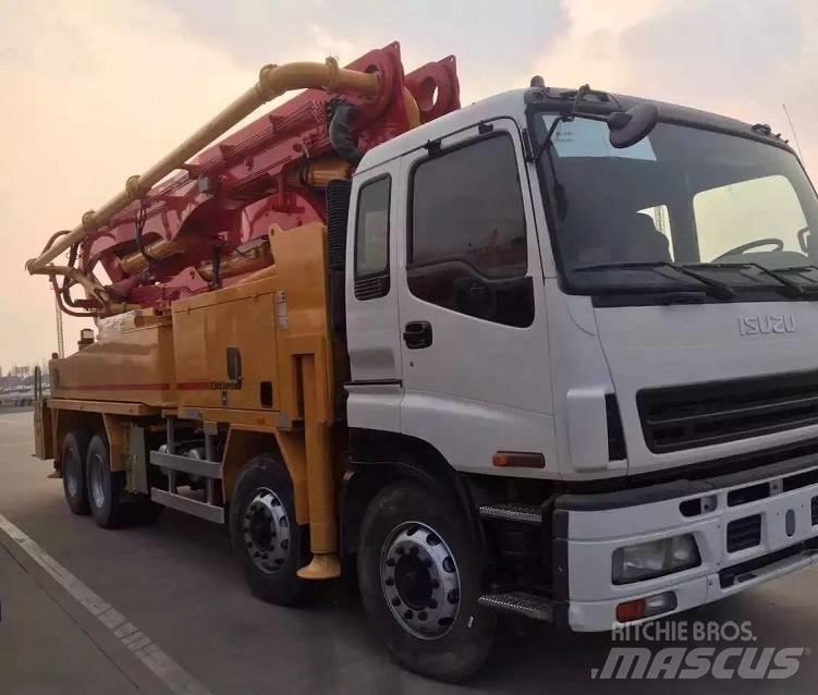 Putzmeister 37m Бетонопомпи
