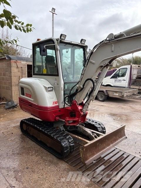 Takeuchi TB 230 Мини екскаватори < 7 т
