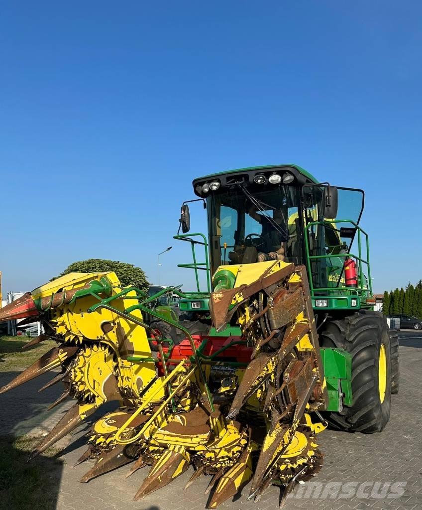 John Deere 7300 Самоходни фуражири