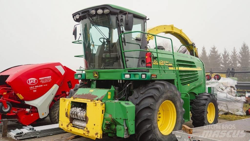 John Deere 7300 Самоходни фуражири