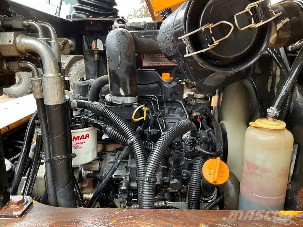 Thwaites 3 tonne Странични самосвали