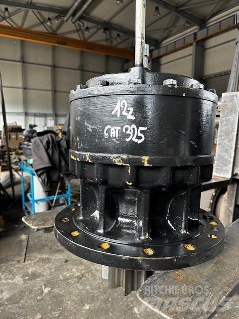 CAT 325 B Предаване
