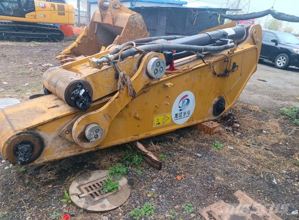 CAT 395 Верижен екскаватор