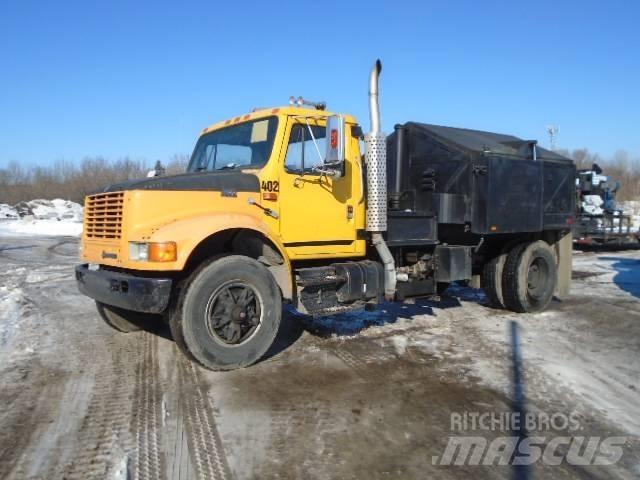 International 4900 Автобетоновози
