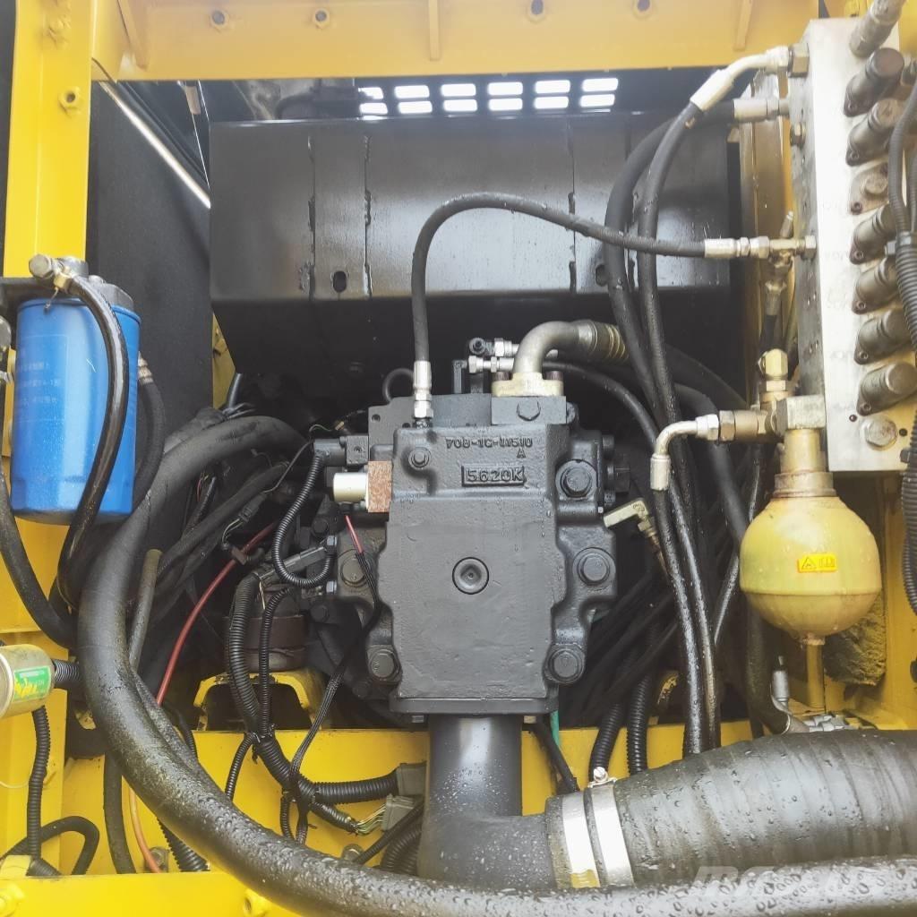 Komatsu PW160W-7 Колесни екскаватори