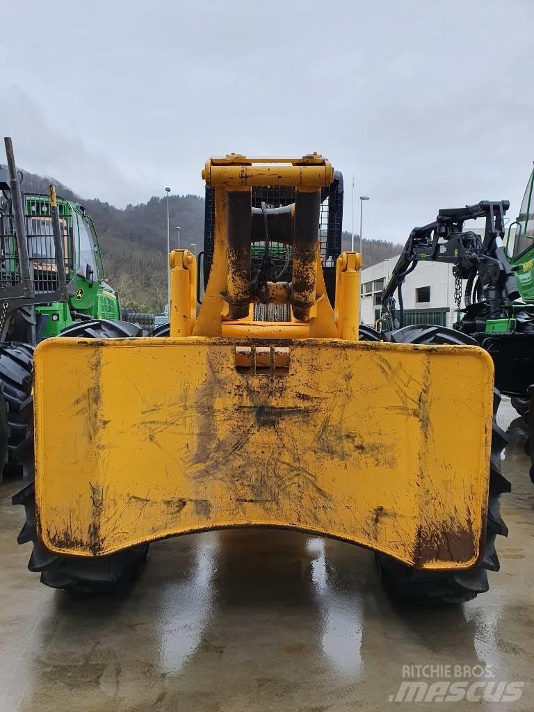 John Deere 540 D Скидери
