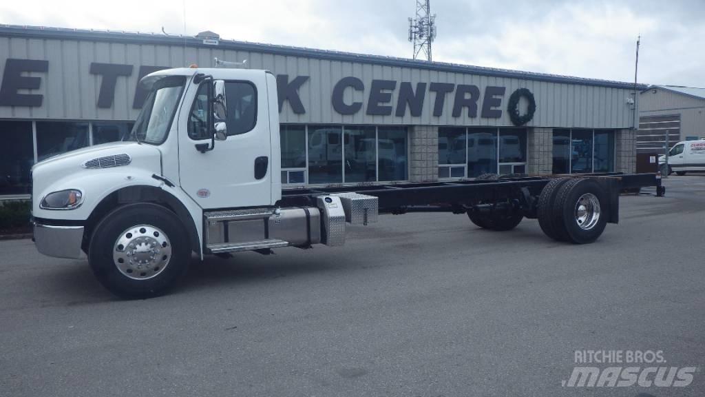 Freightliner M2 106 Шаси кабини