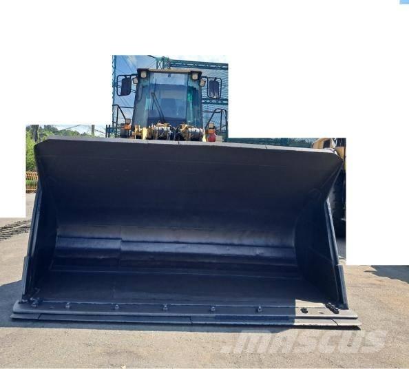 CAT 980G Колесни товарачи