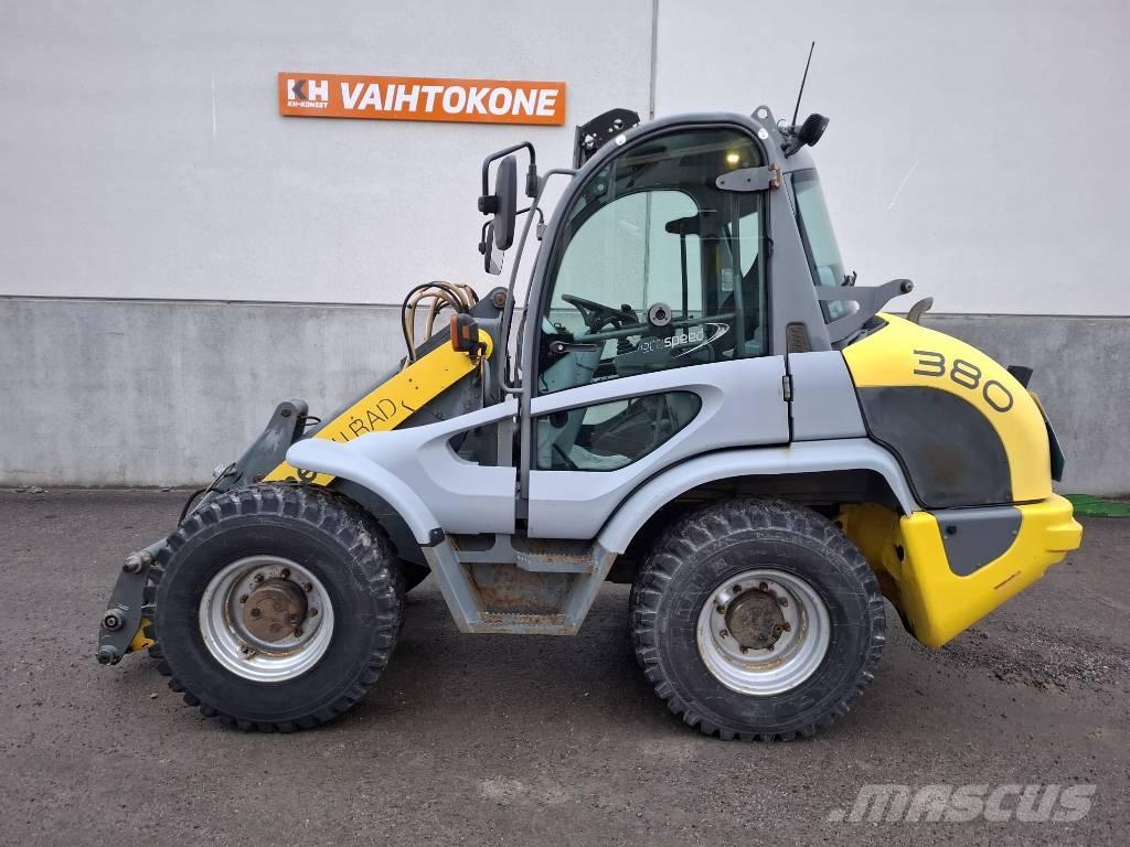 Kramer 380 Колесни товарачи