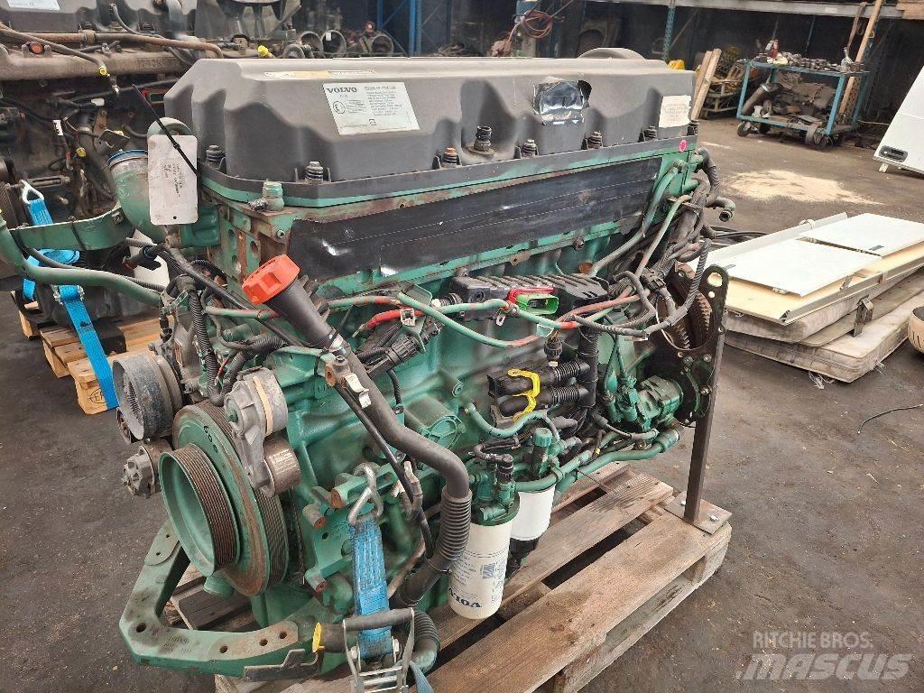 Volvo D11C370 Двигатели