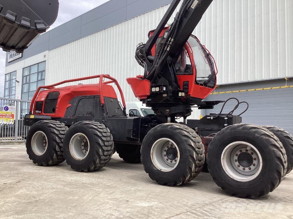 Komatsu 931 XC Харвестери