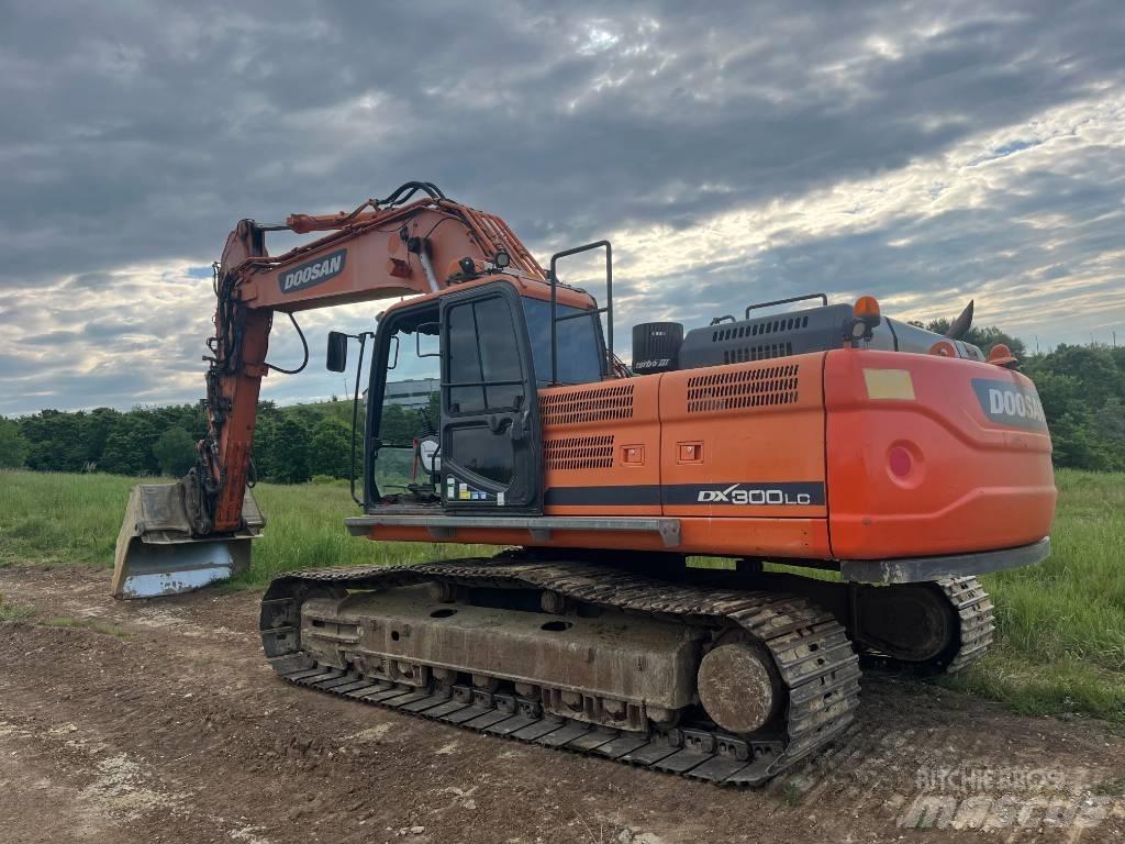 Doosan DX 300 LC Верижен екскаватор