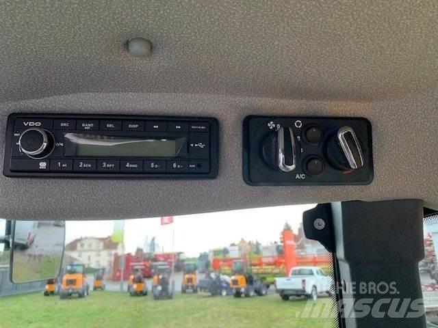 GiANT G5000 Tele Колесни товарачи