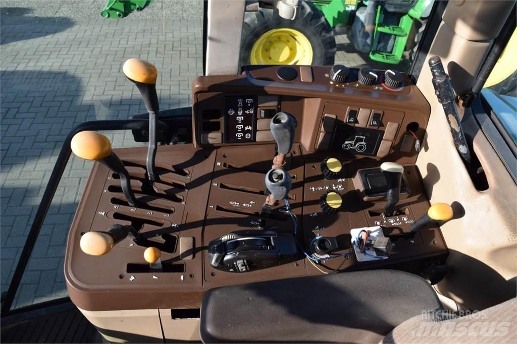 John Deere 6510 Трактори