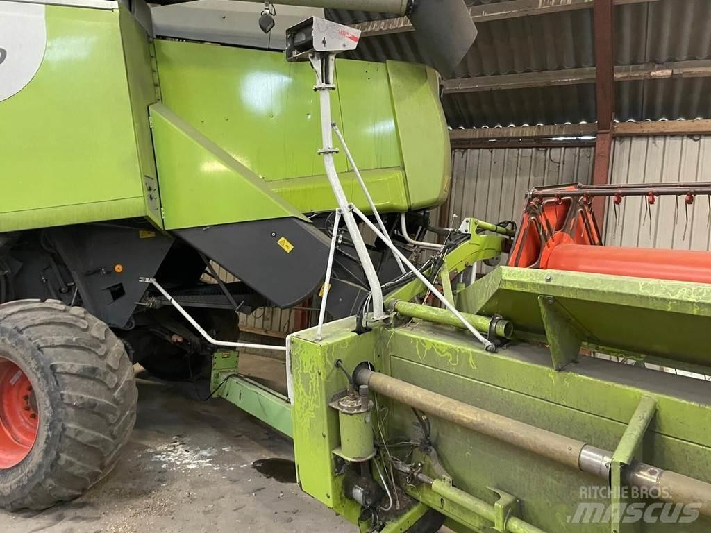 CLAAS LEXION 580 Комбайни