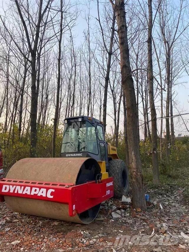 Dynapac CA301 Еднобарабанни ролки
