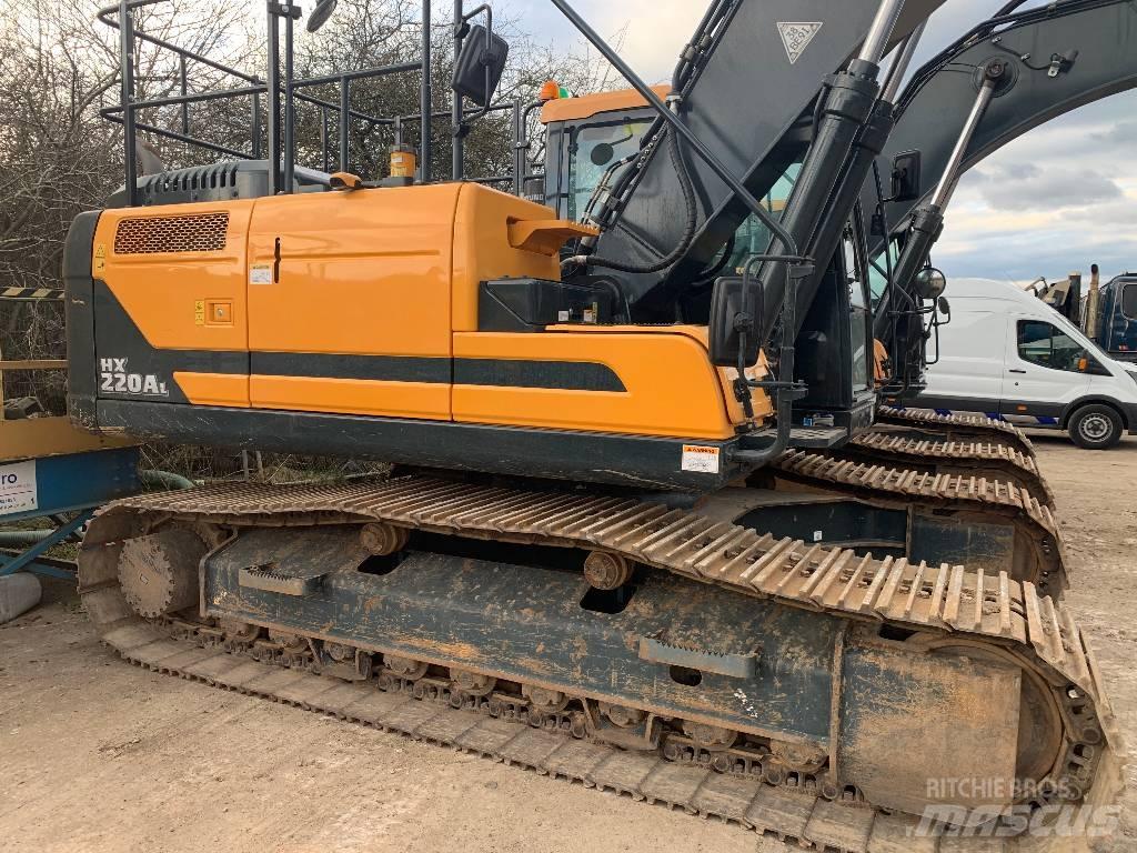 Hyundai HX220A L Верижен екскаватор