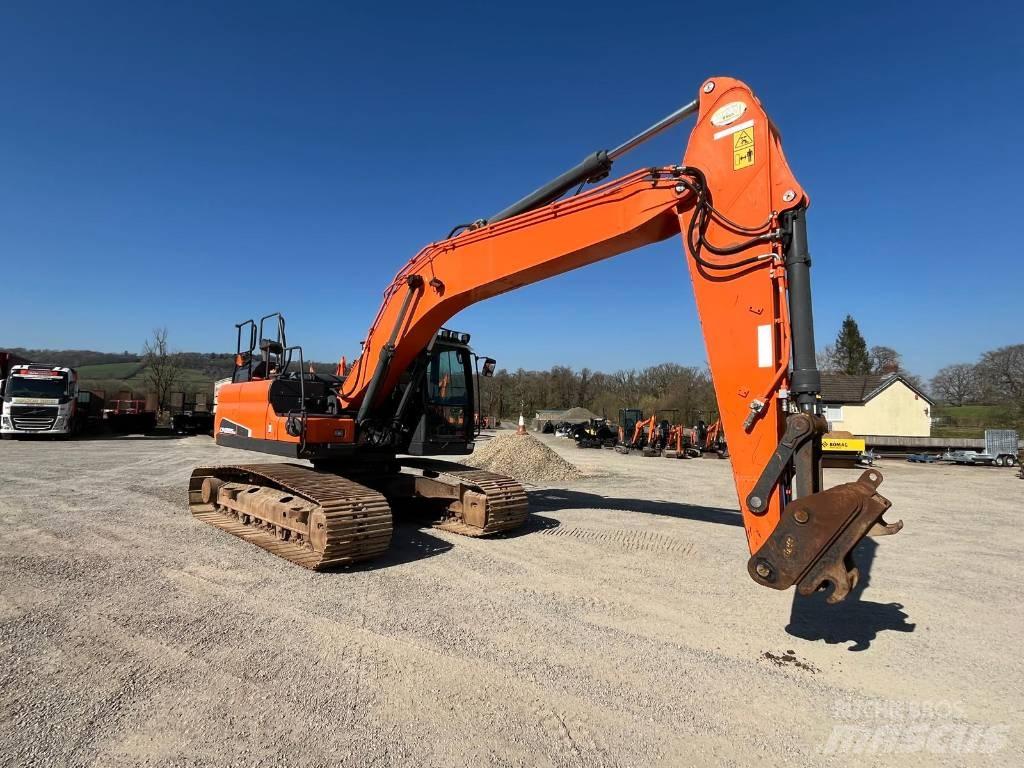 Doosan DX 225 Верижен екскаватор