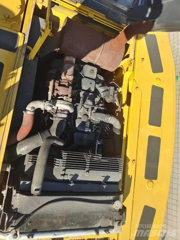 Komatsu PC 220 Верижен екскаватор