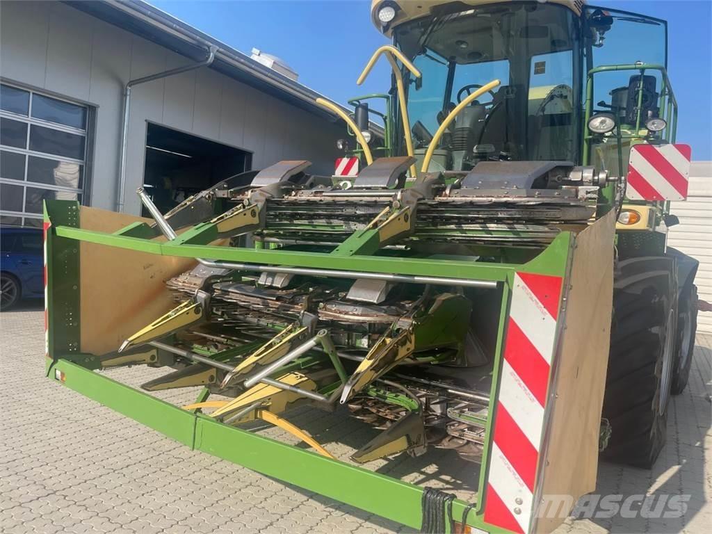 Krone BIG X 650 Самоходни фуражири