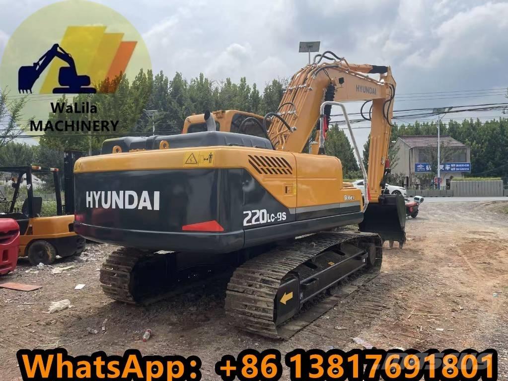 Hyundai R220 Средни екскаватори 7т - 12т