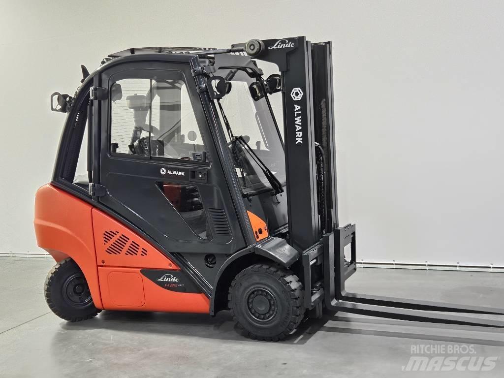Linde H25D Дизелови камиони