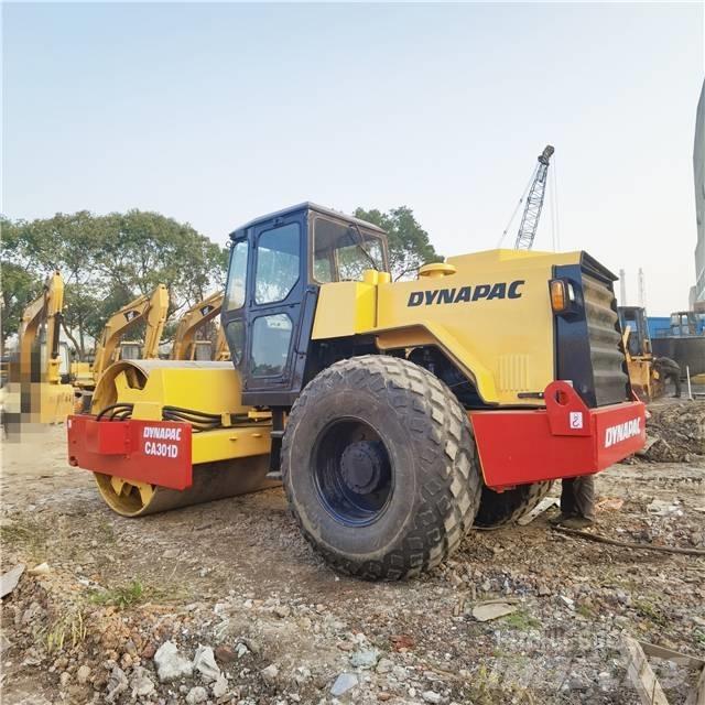 Dynapac CA301D Еднобарабанни ролки
