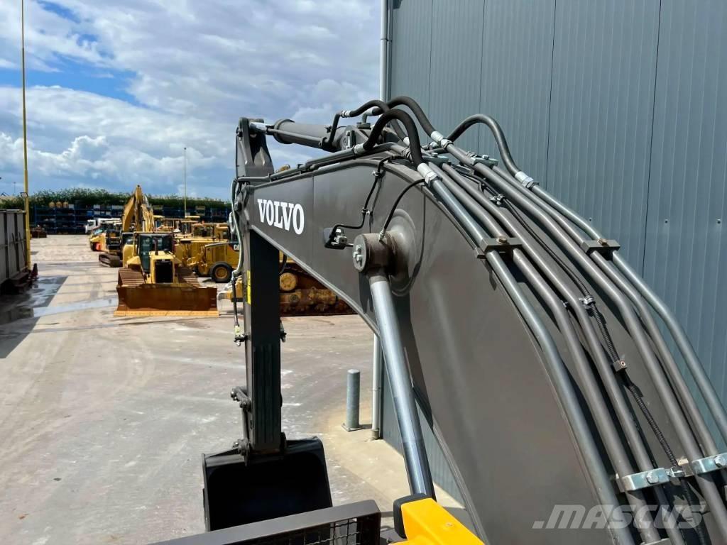 Volvo EC210 Верижен екскаватор