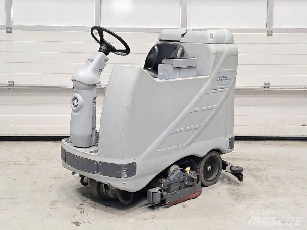 Nilfisk BR1050CS Машини за почистване на закрито
