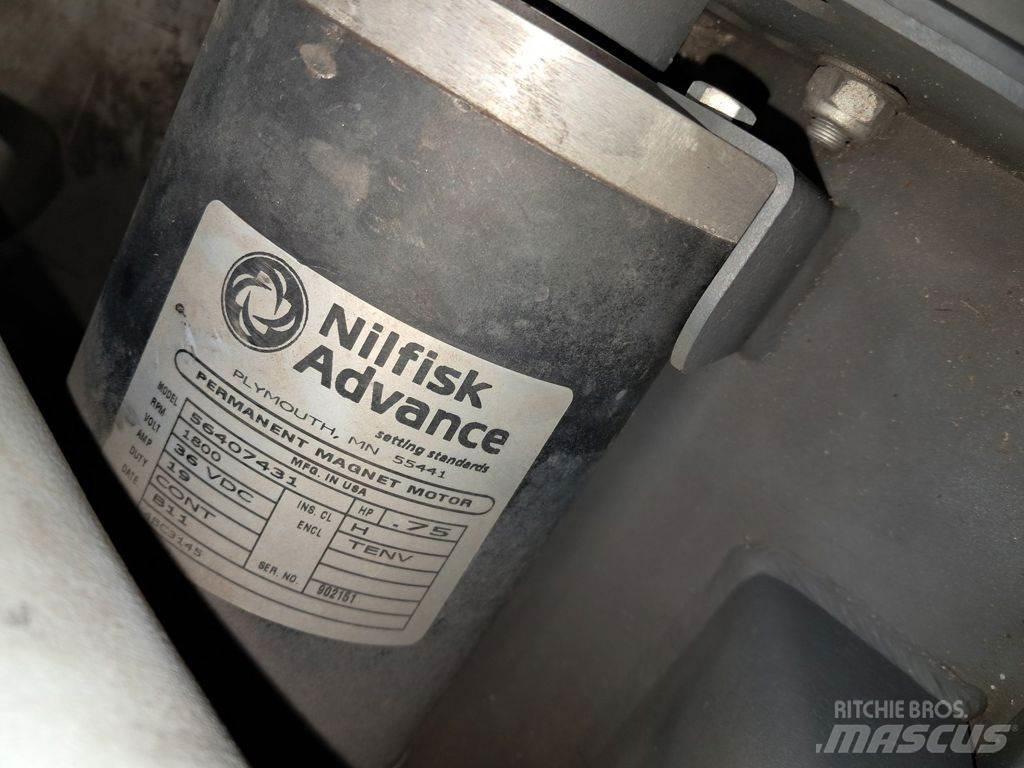 Nilfisk BR1050CS Машини за почистване на закрито
