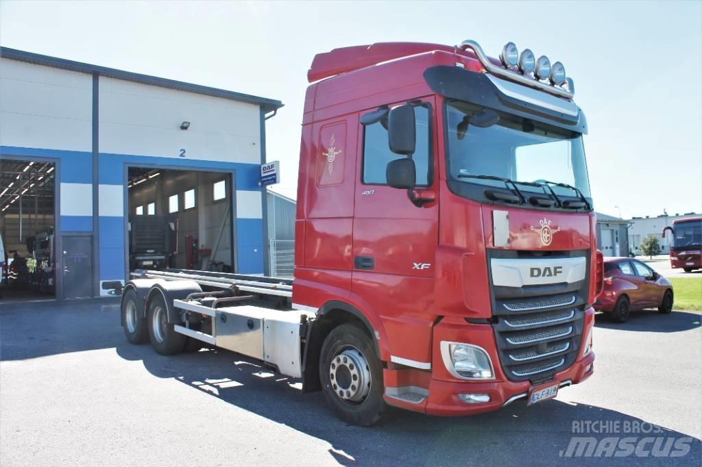 DAF XF 480 FAS 6x2 Автофургони