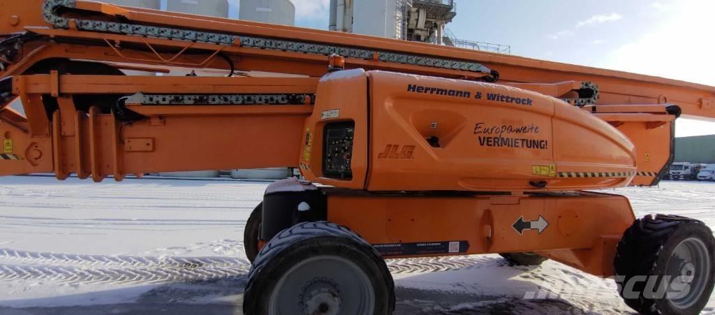 JLG 1250 AJP Съчленени стрелови подемници