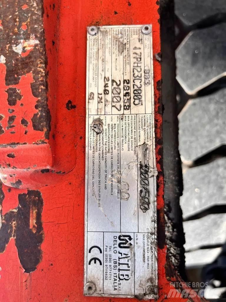 Toyota 52-8FDF30 Дизелови камиони
