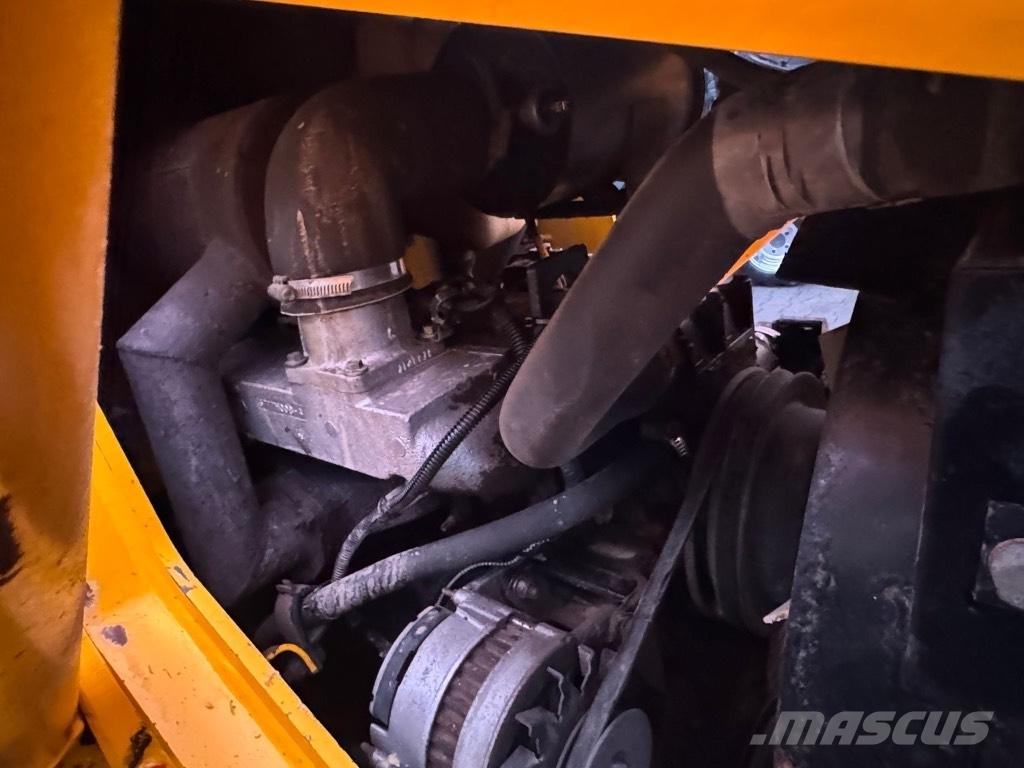 JCB 2 CX Airmaster Колесни товарачи