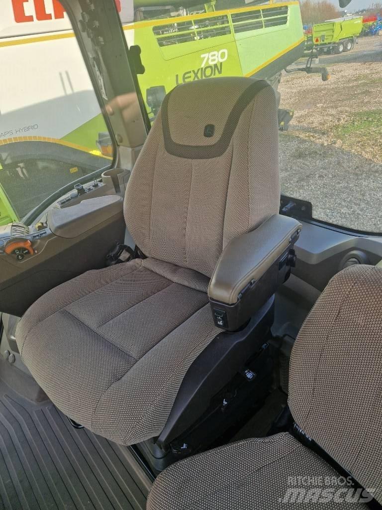 John Deere 8 R410 Трактори