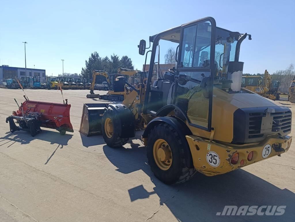 CAT 907 H 2 Колесни товарачи