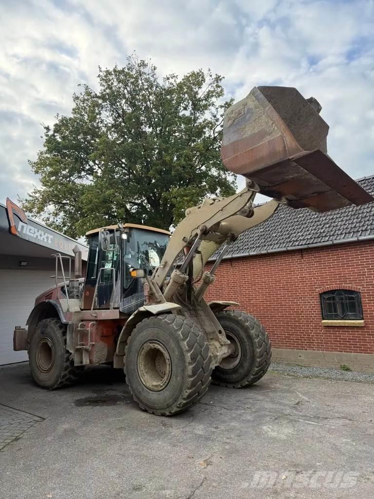 CAT 950H Колесни товарачи