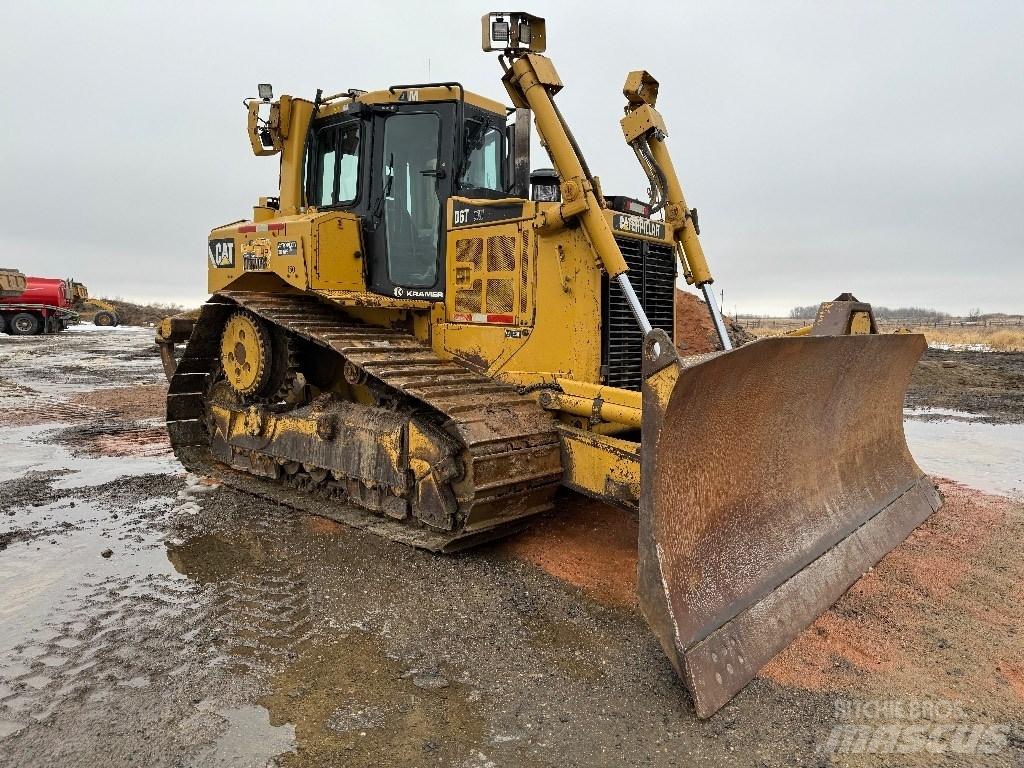 CAT D 6 T XW Верижни булдозери
