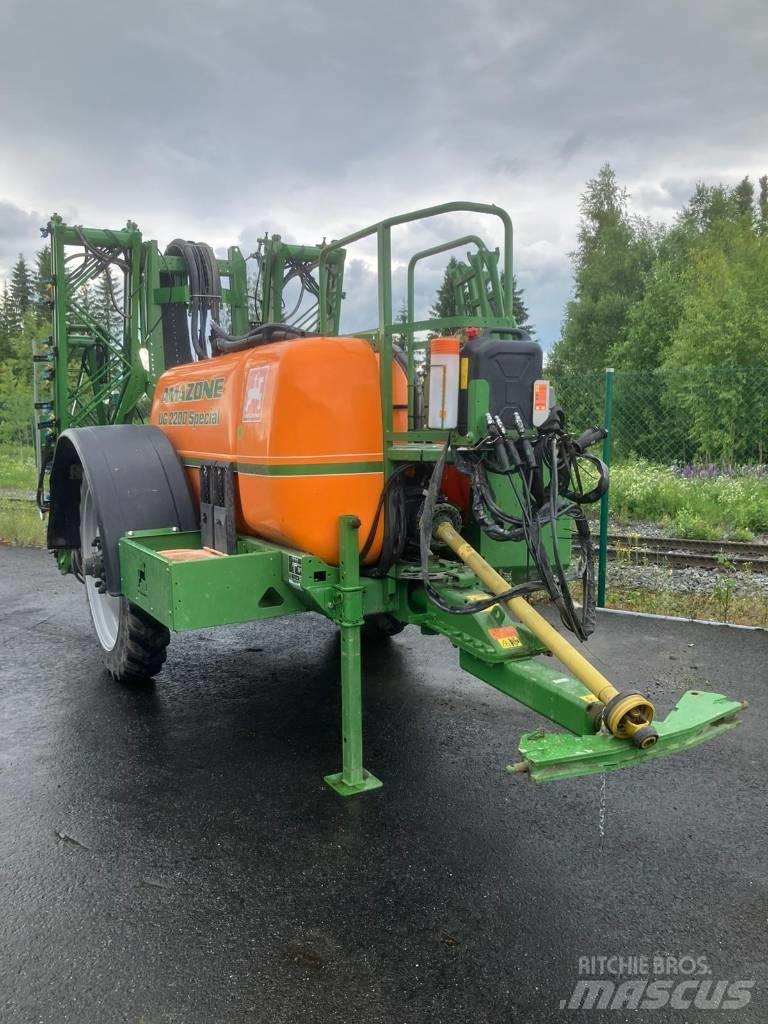 Amazone UG 2200 Прикачни пръскачки
