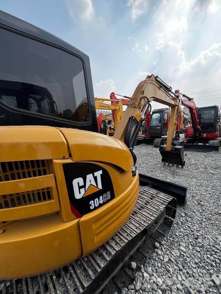 CAT 304 CR Мини екскаватори < 7 т