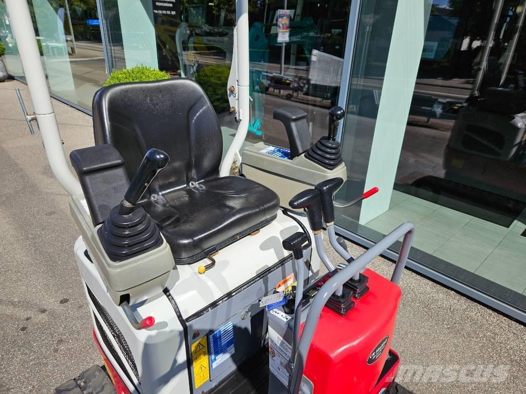 Takeuchi TB 210 Мини екскаватори < 7 т
